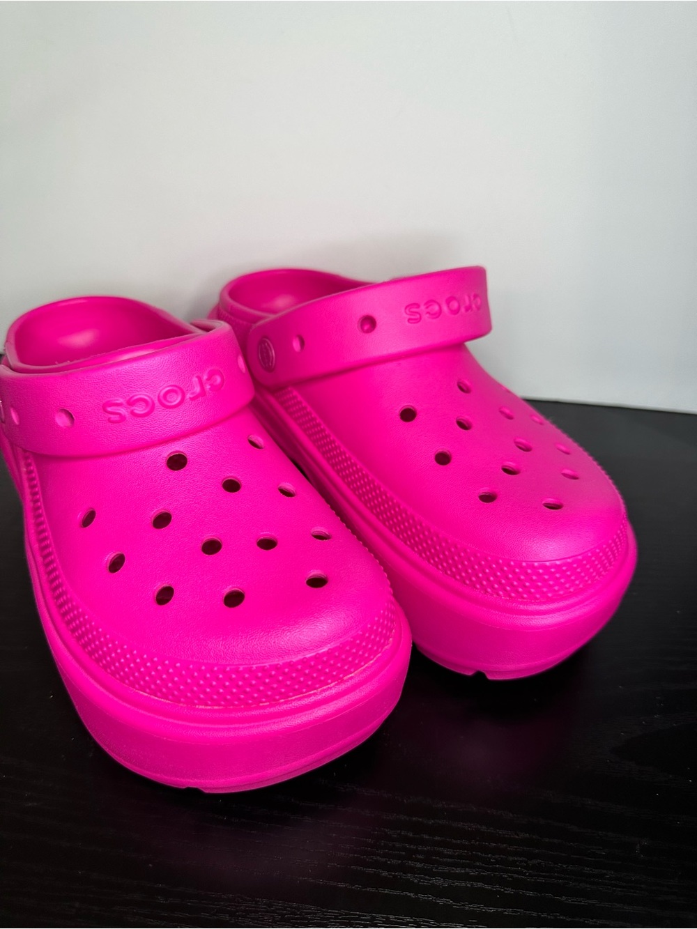 Crocs Women’s Stomp Platform Clog Sandals in Crush Pink Size 7 - Picture 2 of 8